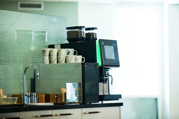 Commerciële automatische koffie- en espressomachine - Barista en Espresso