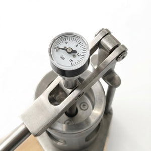 Aleman draagbare handpomp espressomachine | Controleer de druk zoals jij wilt.