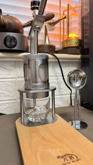 Aleman draagbare handpomp espressomachine | Controleer de druk zoals jij wilt.