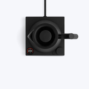 Matte zwarte waterkoker met digitale temperatuurregeling en nauwkeurige zetmethode, onderdeel van EspressoGear, Fellow, Laatste nieuws, alles over koffie