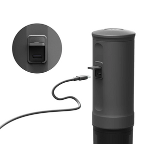 Draagbare espressomachine in donkergrijze tint met USB-oplading, onderdeel van draagbare koffiemachines en apparatuur.