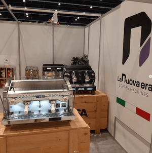 La Nuova Era IRON 2 - grupp Kommersiell multiboiler espressomaskin - Barista och Espresso